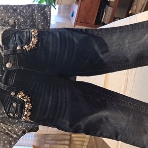 Miss Me  Pearl & Rhinestone skinny Jeans.